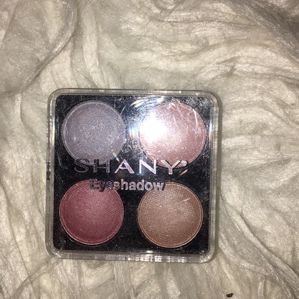 Quad eyeshadow